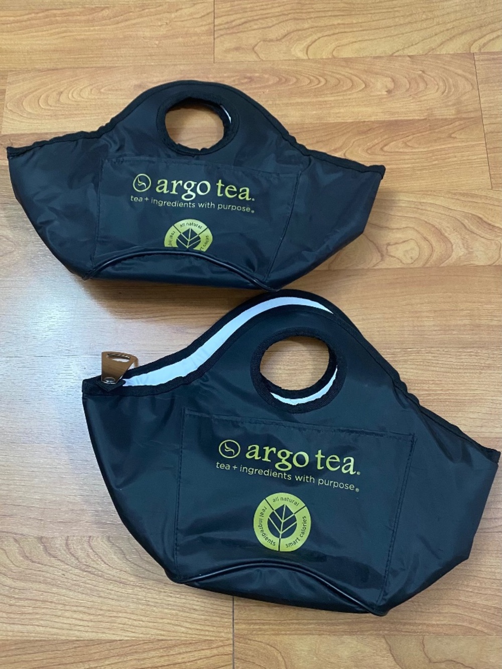Argo Tea Cooler Bag with attached Bottle Opener (2)